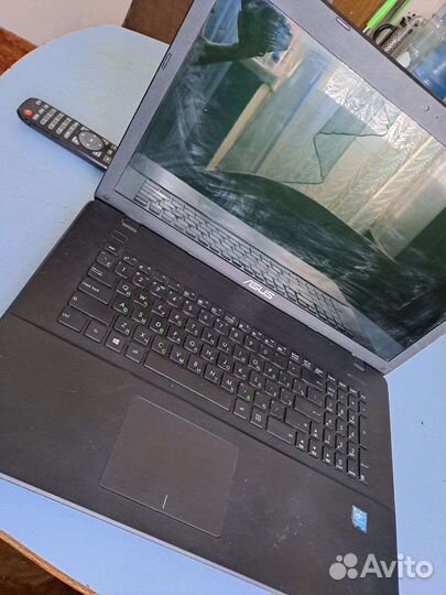 Ноутбук asus