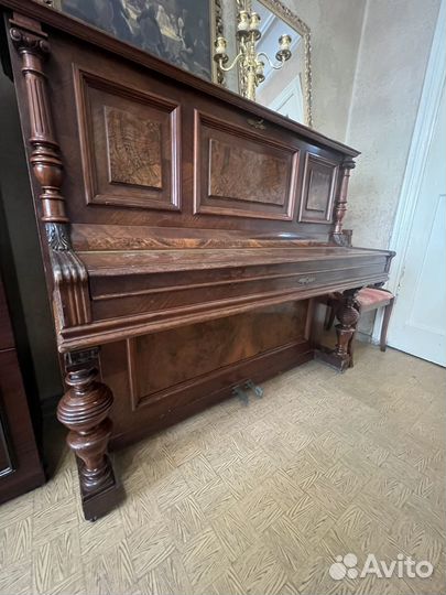 Антикварное пианино продам