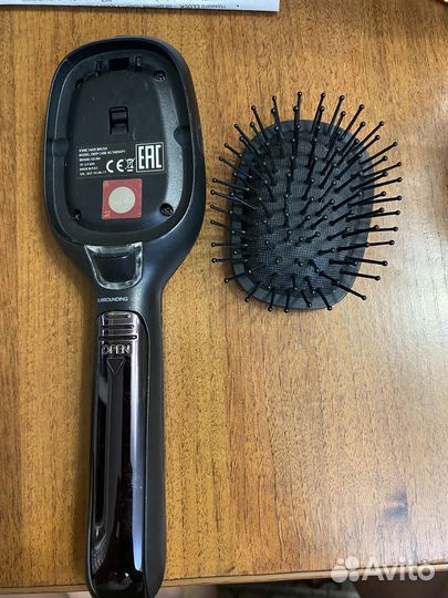 Расческа-выпрямитель с ионизацией для волос