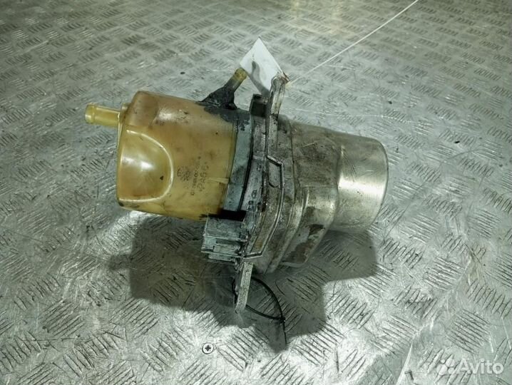 Электроусилитель руля для Volvo V50 1