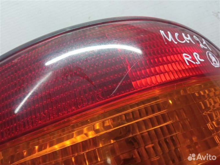 Стоп-сигнал задний правый Toyota Windom MCV21