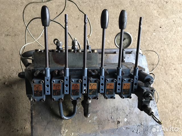 гидрораспределитель кму тадано 500. распределитель 6 секционный 6р40. гидрораспределитель канглим 1256 верхний. распределитель гидравлический канглим 1256. Tadano z300 распределитель.