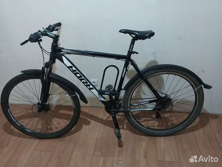 Продается горный велосипед + аксессуары