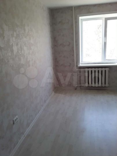 Комната 13 м² в 6-к., 3/5 эт.