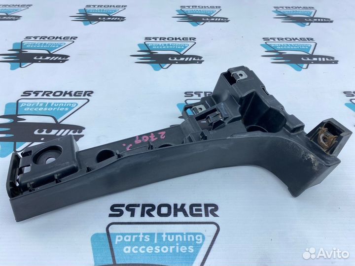 Кронштейн бампера задний правый Bmw X5 E70 N55B30