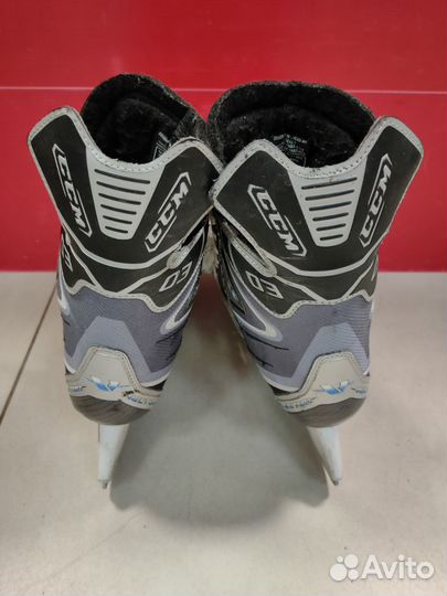 Хоккейные коньки CCM Vector 03 / 48 Размер