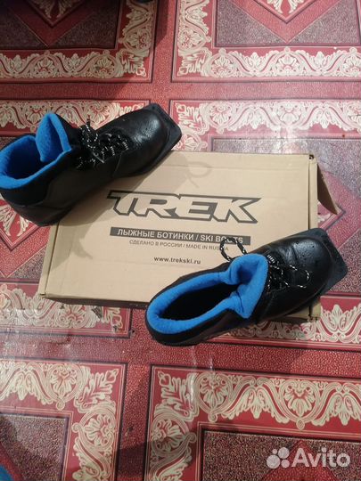 Лыжные ботинки, качество хорошее, состояние новое