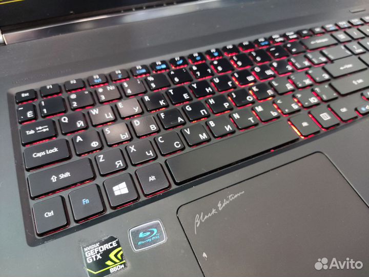 Acer Nitro 17.3 Core i7/GTX 860/озу 16/SSD/HDD