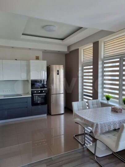 2-к. квартира, 82 м², 9/10 эт.