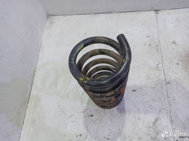 Пружина задняя Инфинити