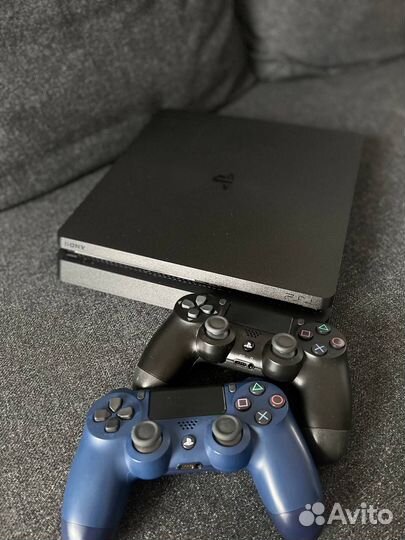 Sony PS4 slim 1tb + 2 джойстика