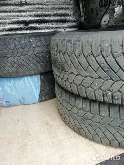 Gislaved Nord Frost 200 SUV 265/60 R18