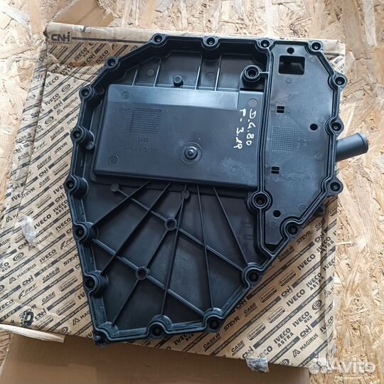 5801889838 задняя крышка двс Ивеко