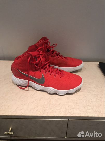 Кроссовки баскетбольные