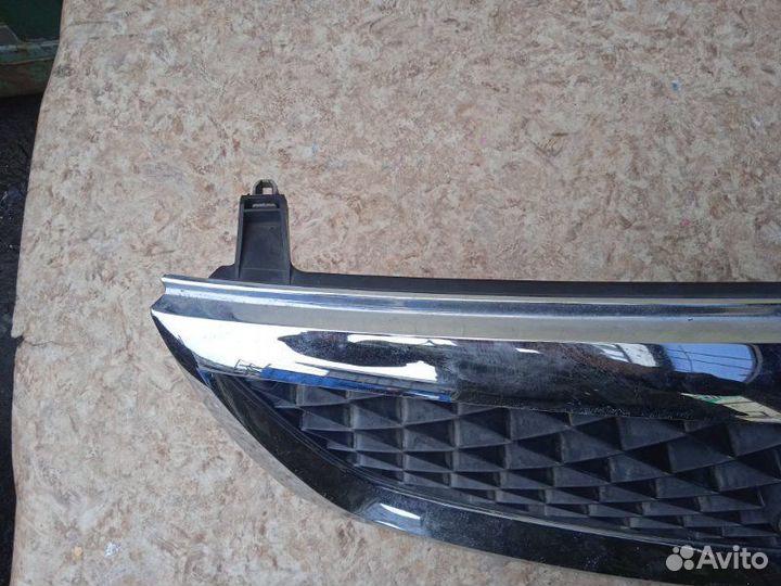 Решетка радиатора mazda bongo friendee