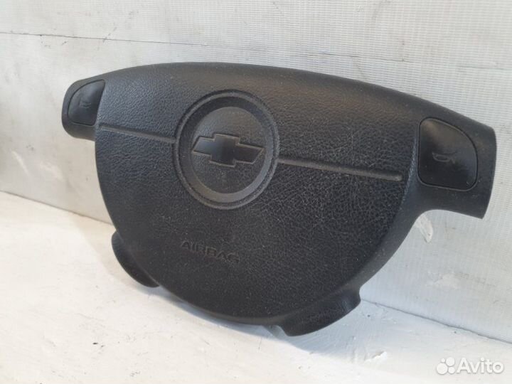 Подушка безопасности в руль Chevrolet Lacetti
