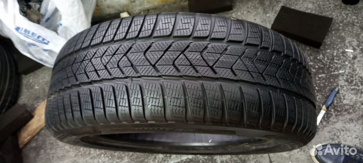 Pirelli Winter Sottozero 3 245/50 R19 105V
