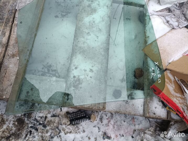 Стекло задней правой двери Citroen Xsara