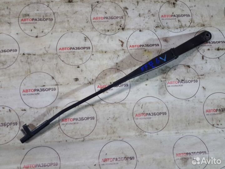 Поводок стеклоочистителя Ford Focus 2