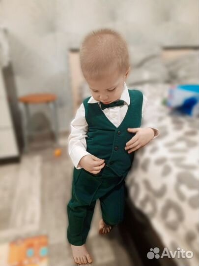 Праздничный костюм для мальчика 98