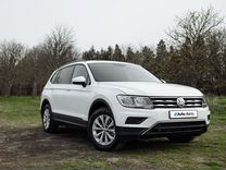 Volkswagen Tiguan Allspace 2.0 AT, 2020, 28 000 км, с пробегом, цена 2 790 000 руб.