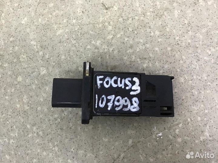 Расходомер воздуха (массметр) Ford Focus III 2011