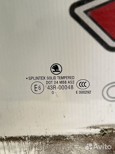 Стекло двери задней левой Шкода Октавия А5