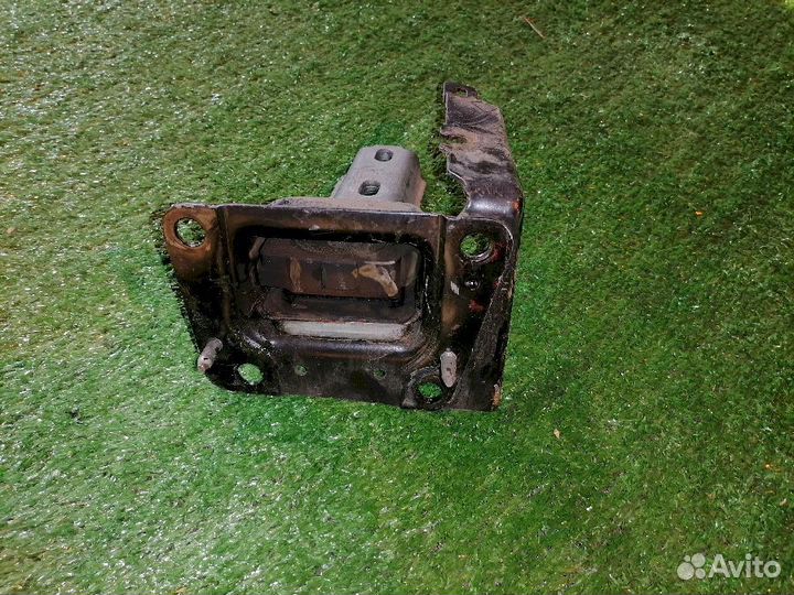 Опора двигателя (подушка двс) передняя левая 96802