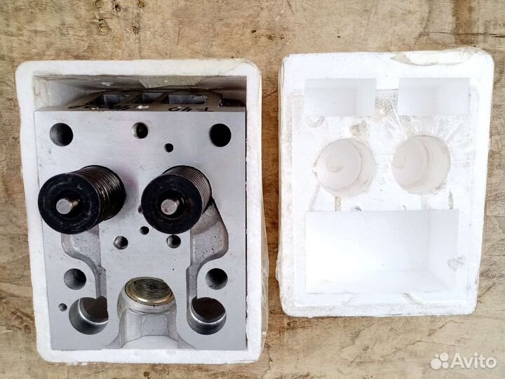 Голoвкa блoкa цилиндров Т-40