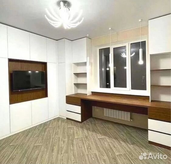 Рабочая зона у окна для Подростка