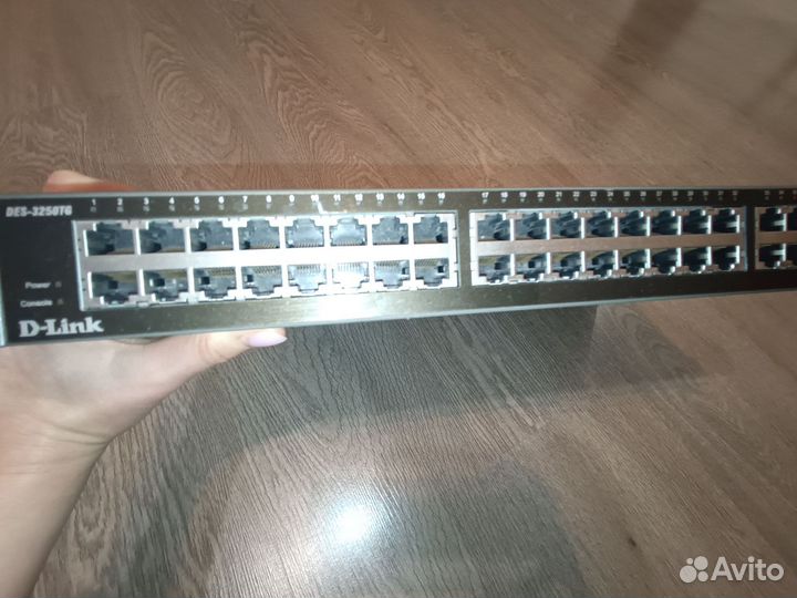 Коммутатор D-Link DES-3250TG