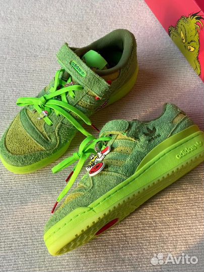 Кроссовки The Grinch x adidas Forum Low poizon