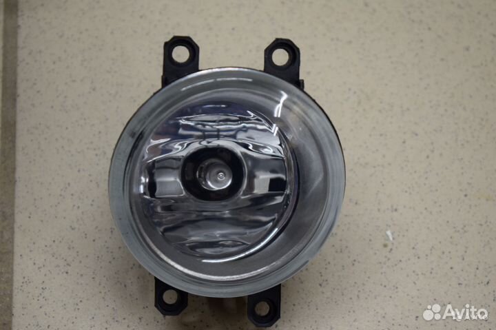 Toyota Rav-4 (2006-2008г) Фары противотуманные