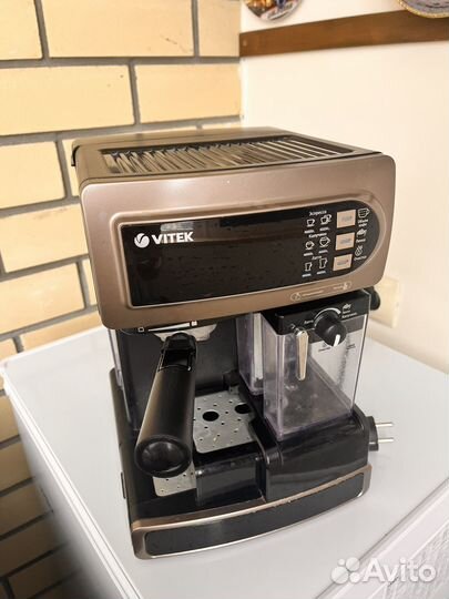 Кофемашина рожковая vitek
