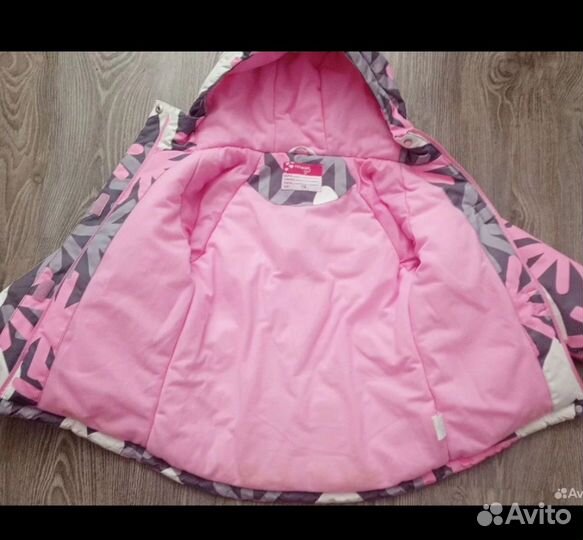Демисезонный костюм на девочку 104