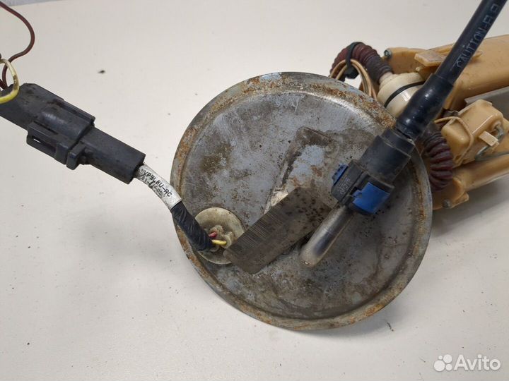 Насос топливный электрический Mazda Tribute, 2005