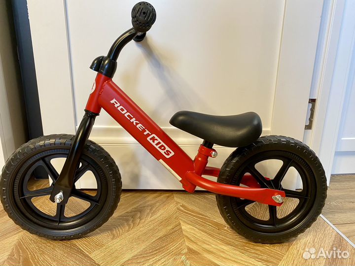 Беговел rocket новый