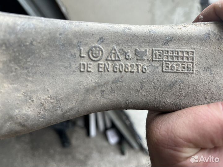 Передний левый рычаг BMW 5 f10