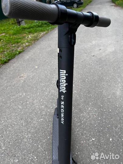 Электросамокат ninebot kickscooter es2