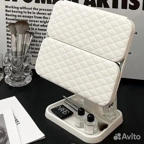 Зеркало с подсветкой настольное