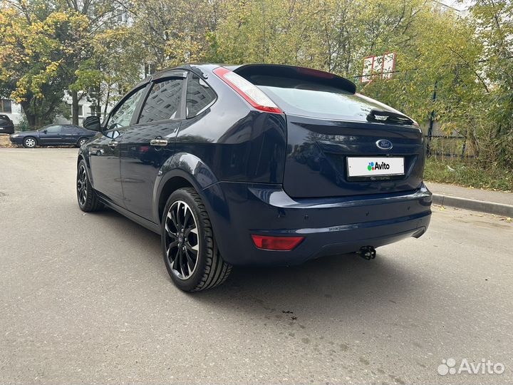 Ford Focus 1.6 AT, 2010, 232 000 км