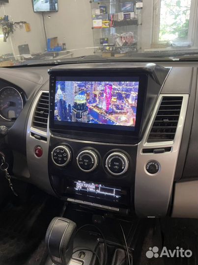 Штатная магнитола Mitsubishi Pajero Sport 2