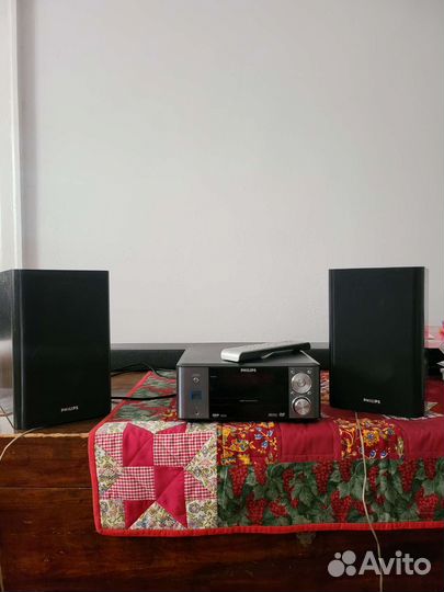 Акустические колонки DVD музыкальный центр Philips