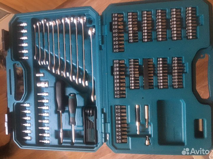 Набор ключей и головок makita
