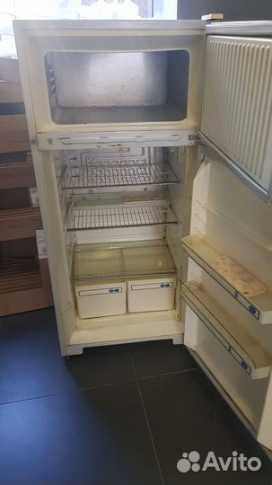 Холодильник бу
