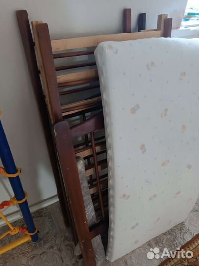 Детская кроватка с матрасом, бортики,балдахин,и тд