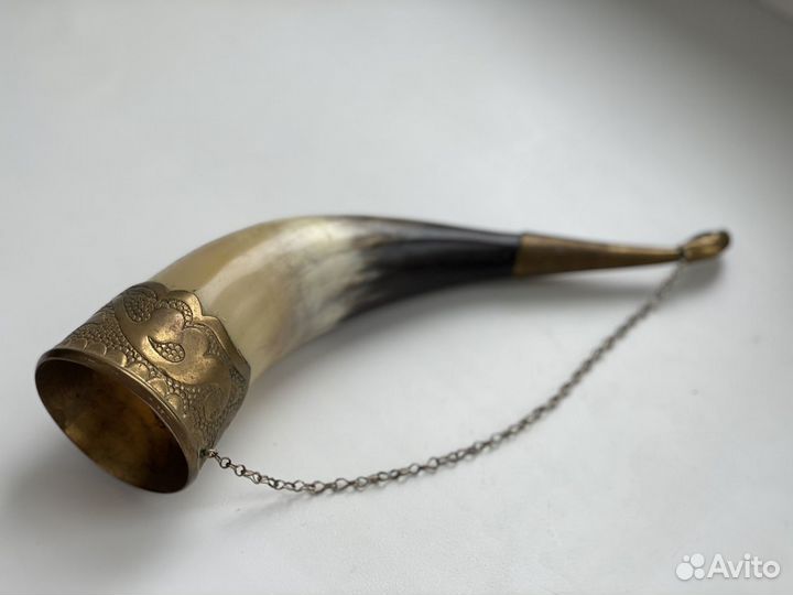 Рог-бокал для вина с редким рисунком