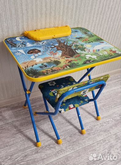Столик детский