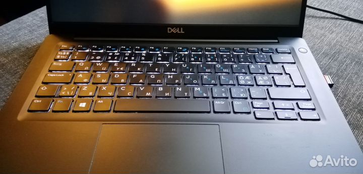 Ультрабук Dell Latitude 7390 i3