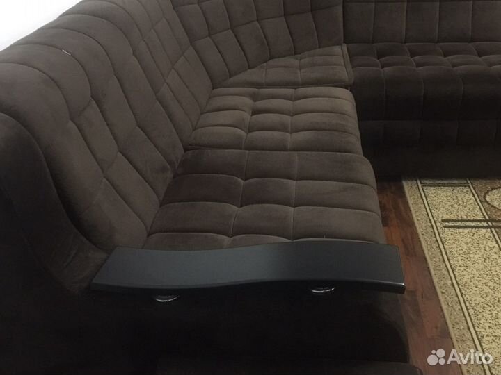 Диван угловой